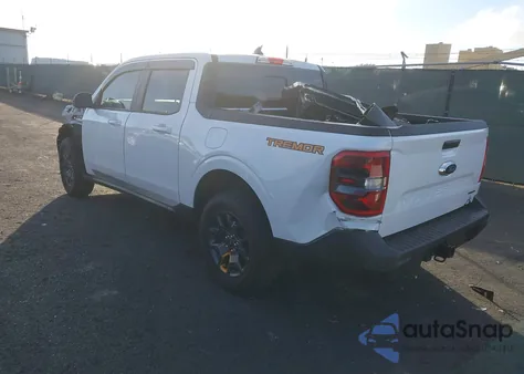 2024 Ford Maverick Lariat z USA, uszkodzony, nr VIN 3FTTW8R90RRA87293